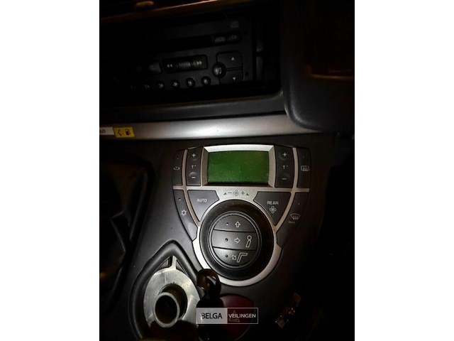 Brandweerwagen peugeot - afbeelding 7 van  13