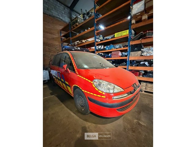 Brandweerwagen peugot - afbeelding 1 van  13