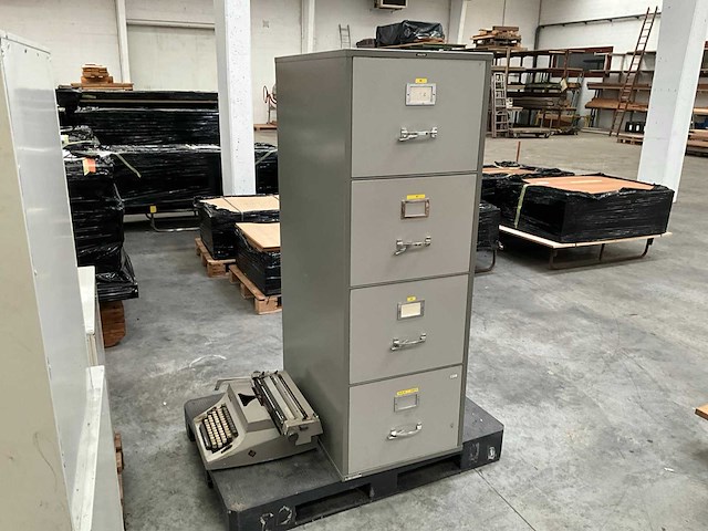 Brandwerende kast (5x) - afbeelding 2 van  3