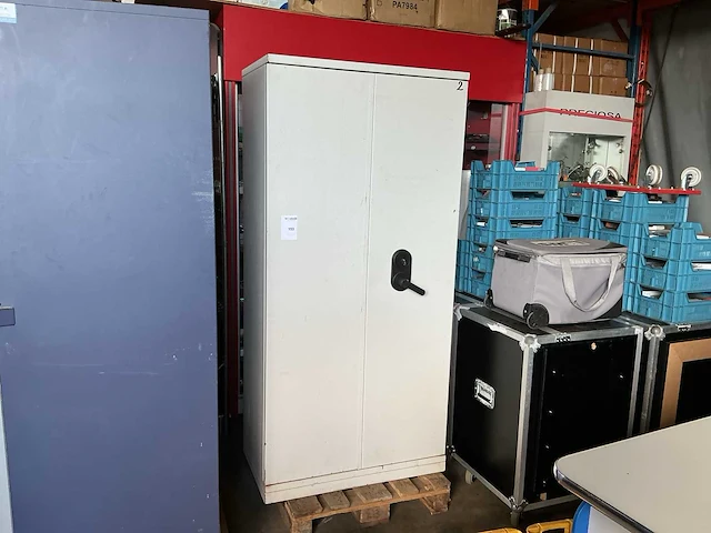 Brandwerende kast - afbeelding 1 van  3
