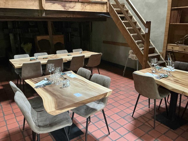 Brasserietafel met massief houten tafelblad (4x) - afbeelding 1 van  5