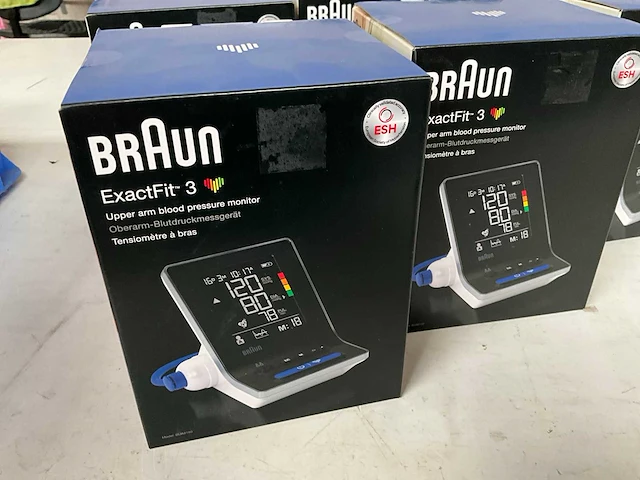 Braun exactfit 3 bloeddrukmeter (6x) - afbeelding 2 van  4