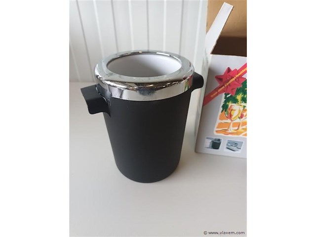 Braun wijnkoeler in doos - afbeelding 2 van  3