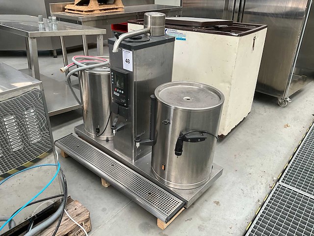 Bravilor bonamat b20-hw koffiemachine - afbeelding 1 van  3