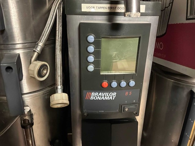 Bravilor bonamat b5 koffiemachine - afbeelding 3 van  3
