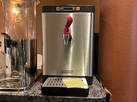 Bravilor bonamat hwa03-001 warmwaterdispenser - afbeelding 1 van  1