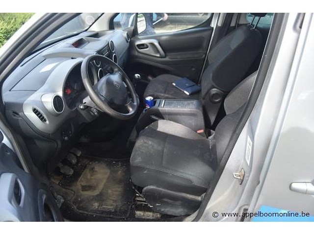 Break peugeot, partner tepee, vf37jbhw6gj847160, 1e insch 10/01/2017, 1560cm³, 55kw, diesel, euro 6b, 158565km, inschrijvingsbewijs deel i en ii, keuringsbewijs (geldig tot 10/01/2027), gelijkvormigheidsattest - afbeelding 2 van  19