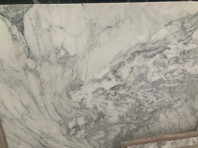 Breccia capraia verde tinos - afbeelding 11 van  12