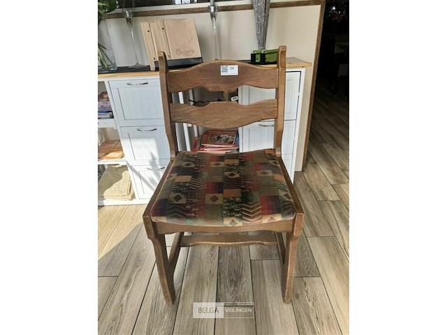 Brede houten stoelen ±20 st - afbeelding 2 van  6