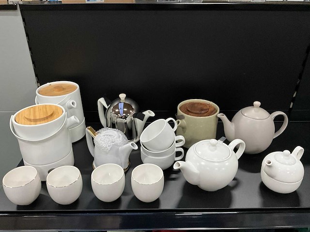 Bredemeijer diverse serviesgoed & theepotten - afbeelding 1 van  10