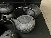 Bredemeijer gietijzeren theepotten + 4 onderzetters (5x) - afbeelding 6 van  11