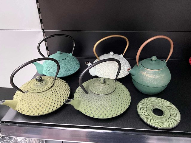 Bredemeijer gietijzeren theepotten (5x) - afbeelding 1 van  10