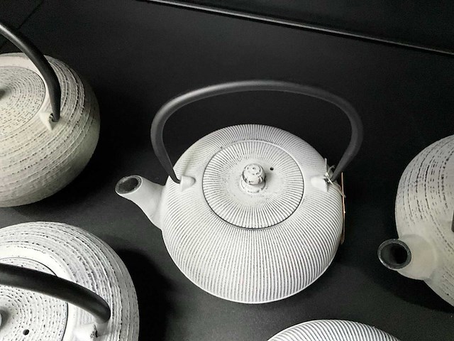 Bredemeijer gietijzeren theepotten (5x) - afbeelding 5 van  9