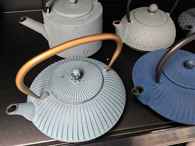Bredemeijer gietijzeren theepotten (6x) - afbeelding 2 van  9