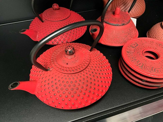 Bredemeijer gietijzeren theepotten + vier onderzetters (5x) - afbeelding 3 van  10