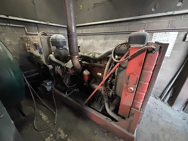 Bredenoord brsc- 230 scania dc9 49 motor met leroy somer lsa 46.1l8 250kva stroomgenerator diesel 1 - afbeelding 1 van  12