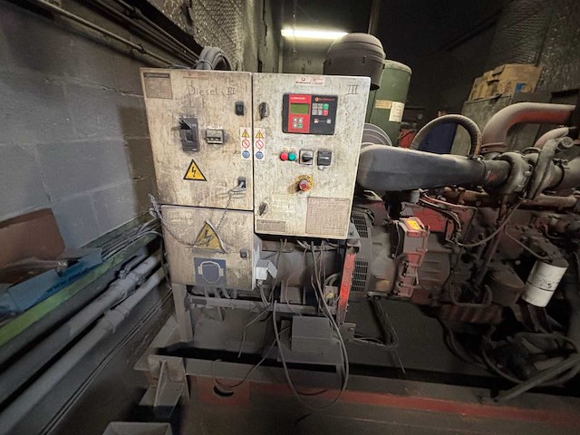 Bredenoord brsc230 scania dc9 65a motor met leroy somer lsa 46.2l9 c 250kva stroomgenerator diesel 3 - afbeelding 6 van  12
