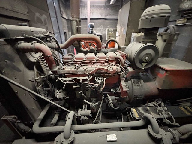 Bredenoord brsc230 scania dc9 65a motor met leroy somer lsa 46.2l9 c 250kva stroomgenerator diesel 3 - afbeelding 11 van  12
