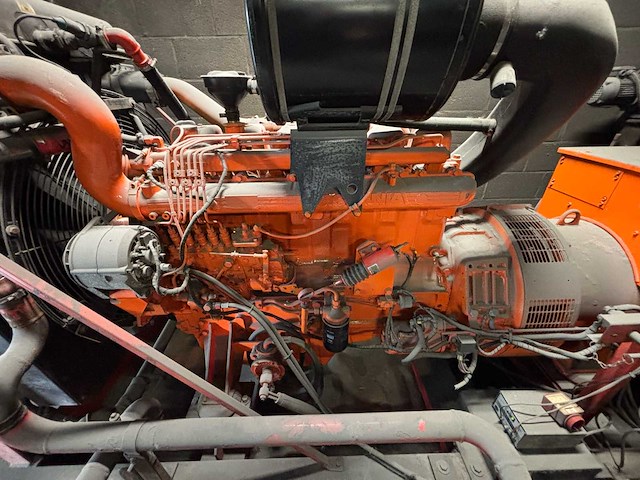Bredenoord brsca 225 scania dc9 50 motor met leroy somer lsa 46.2l9 225kva stroomgenerator diesel 2 - afbeelding 13 van  14