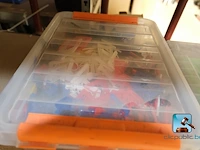 Breed assortiment gereedschappen en verbruiksartikelen - afbeelding 2 van  23
