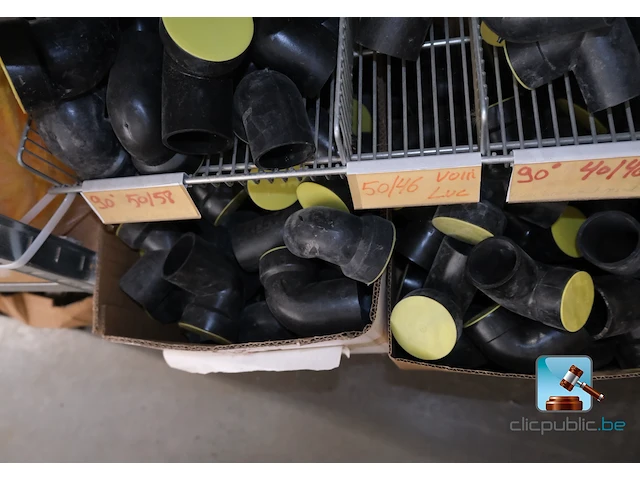 Breed assortiment pvc ellebogen - afbeelding 14 van  23