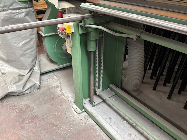 Breedbandschuurmachine + afzuiging - afbeelding 4 van  5