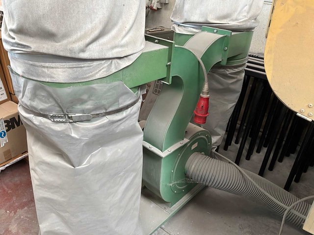 Breedbandschuurmachine + afzuiging - afbeelding 5 van  5