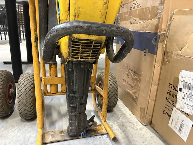 Breekhamer op benzine atlas copco cobra proe - afbeelding 6 van  7