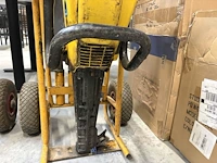 Breekhamer op benzine atlas copco cobra proe - afbeelding 6 van  7