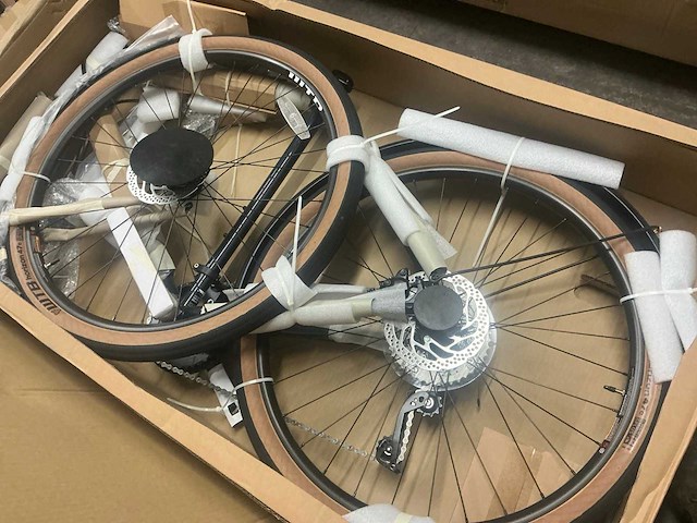 Breezer doppler café+ herenfiets (2x) - afbeelding 1 van  6