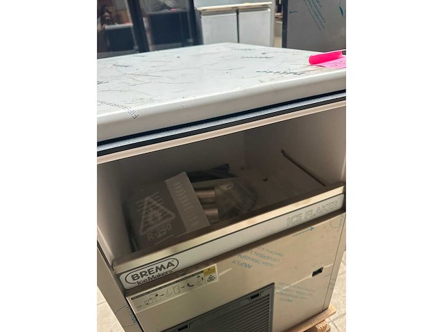 Brema - gb 902 a hc - scheerijsmachine - afbeelding 3 van  3