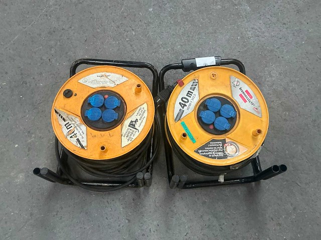 Brennenstuhl 3g2,5 verlengkabelhaspels (2x) - afbeelding 1 van  3
