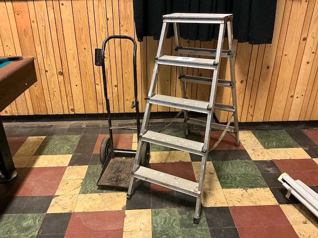 Brennenstuhl ladder - afbeelding 1 van  5