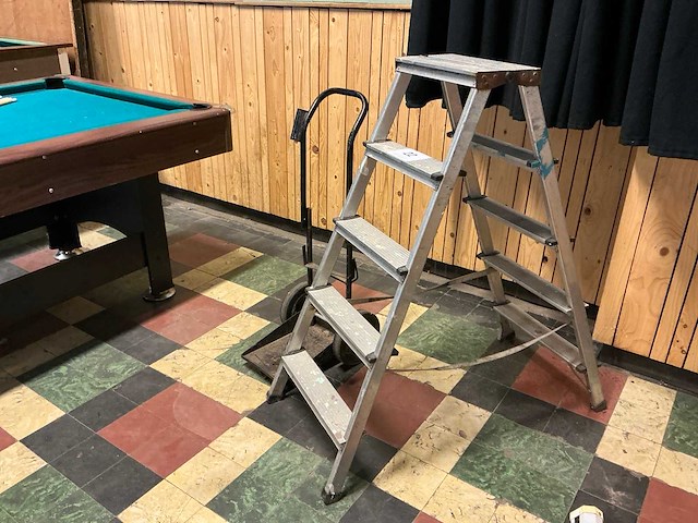 Brennenstuhl ladder - afbeelding 2 van  5