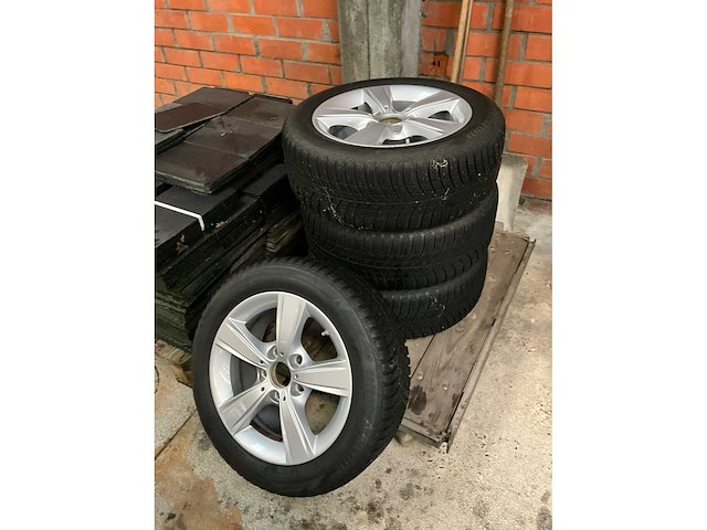 Bridgestone 205/55 r16 autoband (4x) - afbeelding 2 van  4