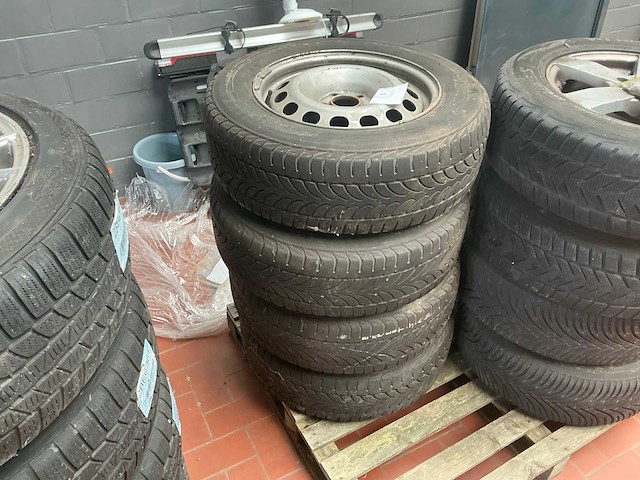 Bridgestone autoband (4x) - afbeelding 1 van  7