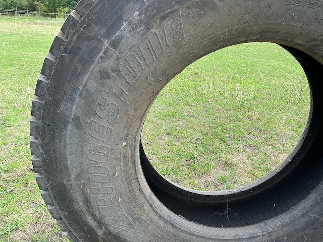 Bridgestone m729 v-steel mix vrachtwagenband - afbeelding 3 van  15