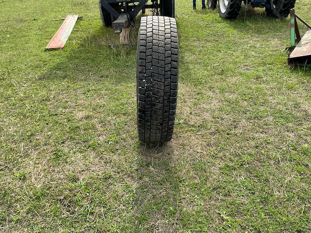 Bridgestone m729 v-steel mix vrachtwagenband - afbeelding 10 van  15