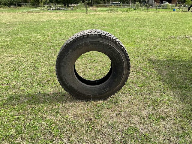 Bridgestone m729 v-steel mix vrachtwagenband - afbeelding 12 van  15