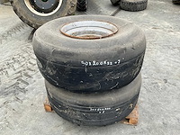 Bridgestone vrachtwagenband met velg (3x)