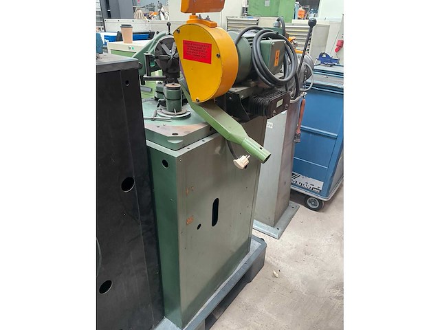 Brierley zb 32 boorslijpmachine - afbeelding 10 van  20
