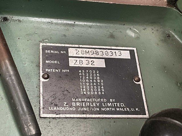 Brierley zb 32 boorslijpmachine - afbeelding 14 van  20
