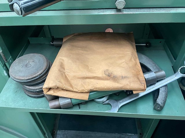 Brierley zb 32 boorslijpmachine - afbeelding 18 van  20