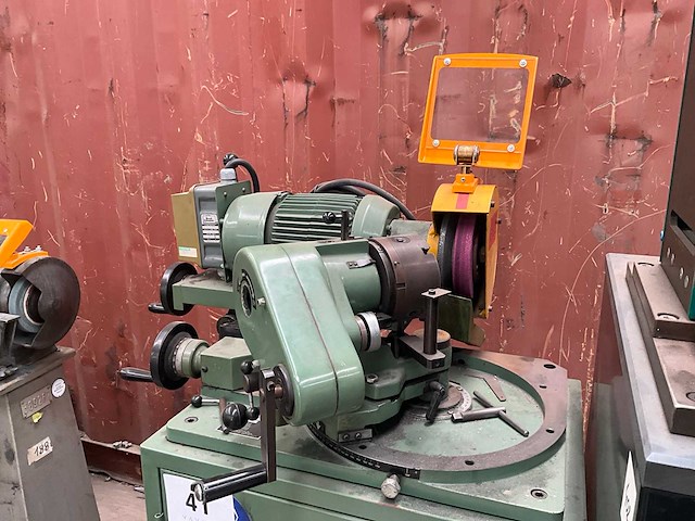 Brierley zb 32 boorslijpmachine - afbeelding 1 van  20