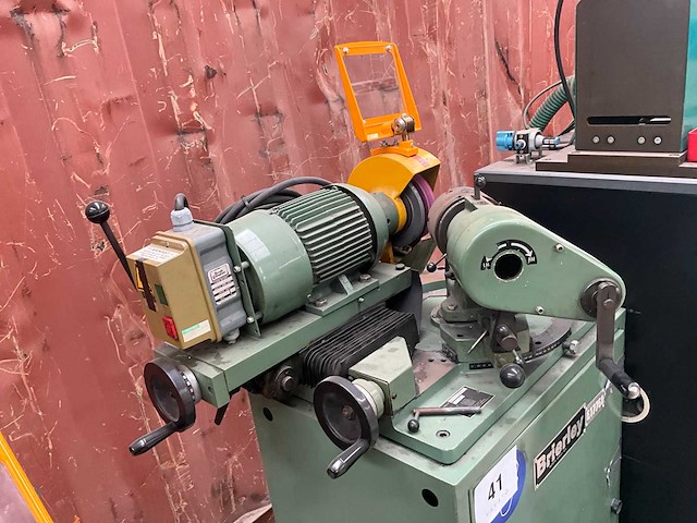 Brierley zb 32 boorslijpmachine - afbeelding 3 van  20