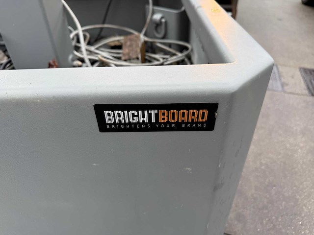 Bright board - 2018/05v1fr2-86 - reclamebord - afbeelding 10 van  11