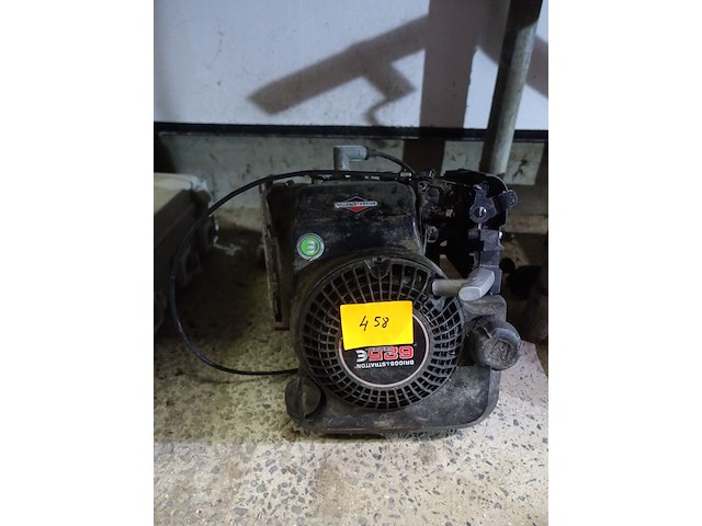 Bright en straton motor grasmaaier - afbeelding 1 van  3