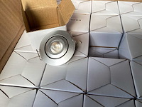 Brighton 50.04.4100 led spot aluminium, verstelbaar, 2800k (600x) - afbeelding 1 van  4