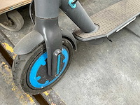 Brigmton elektrische step - afbeelding 2 van  5