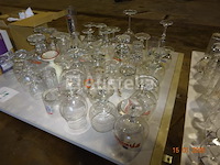 Brillen van allerlei soorten - afbeelding 2 van  4